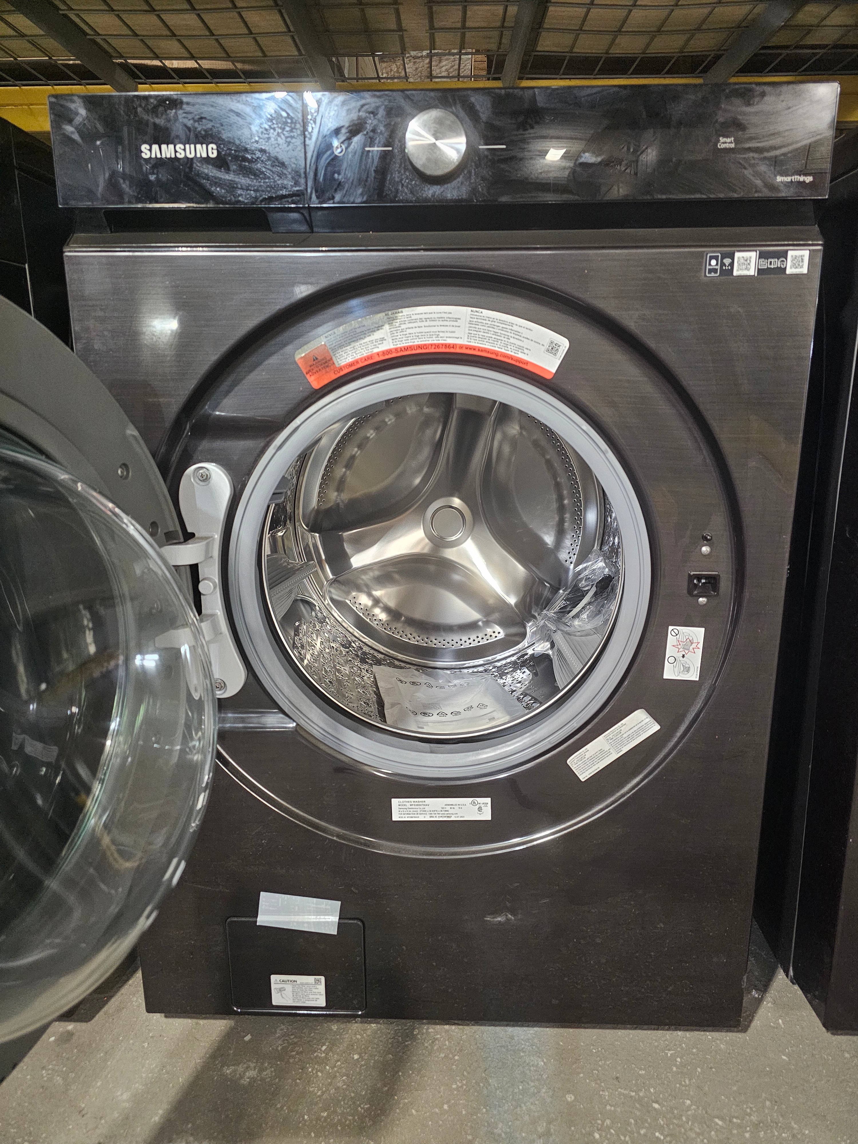 Samsung Bespoke 5.3 cu. ft. Ultra-Capacity Smart Front Load Washer in Brushed Black with Super Speed Wash and AI Smart Dial